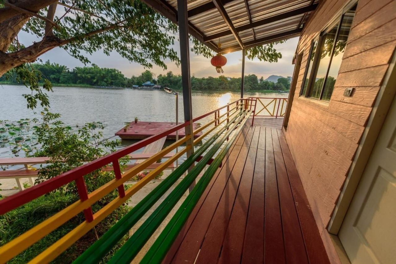 Golden Dragon Kanchanaburi Exteriér fotografie